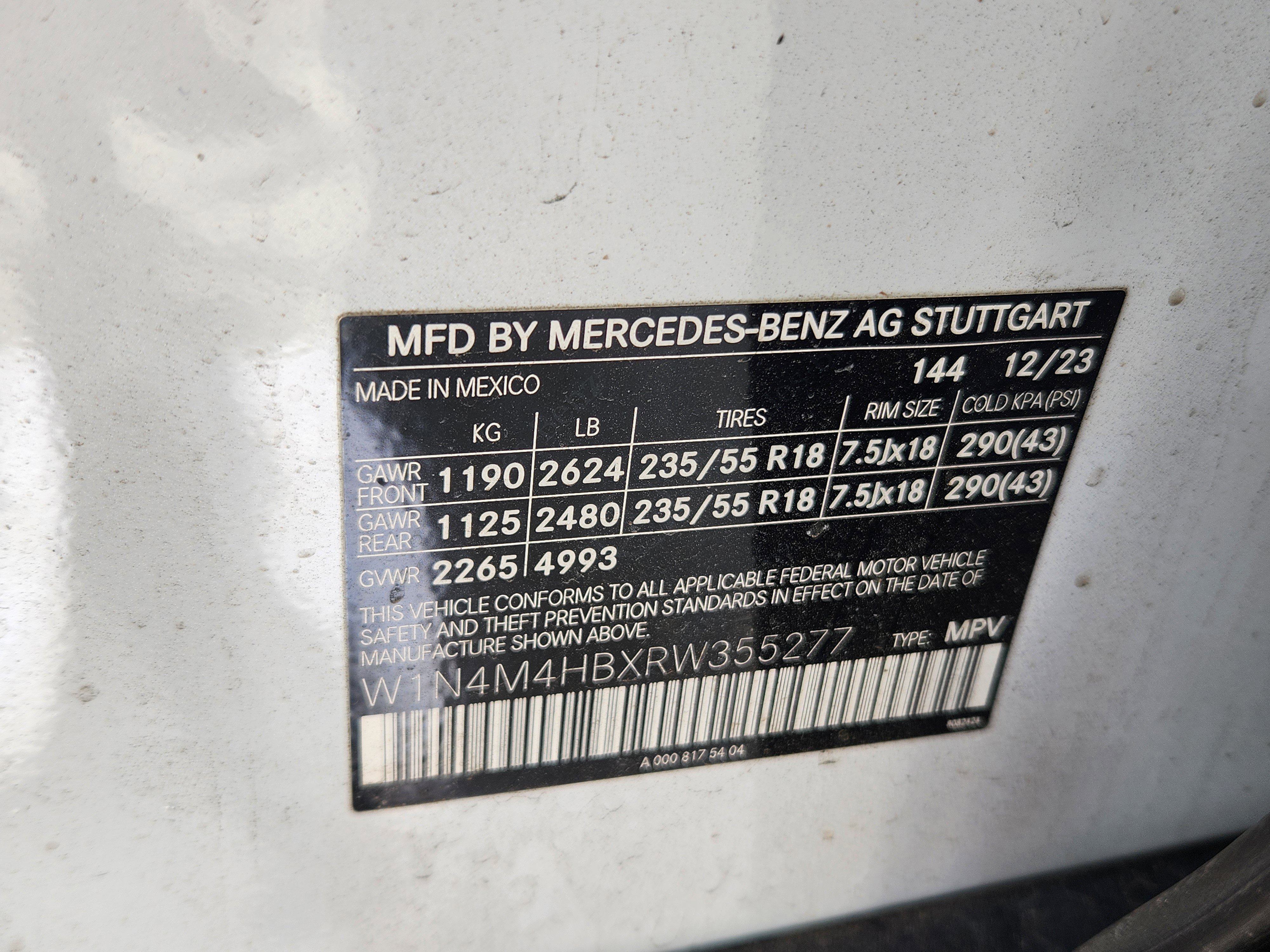 Used 2024 Mercedes-Benz GLB 250 4MATIC image 24