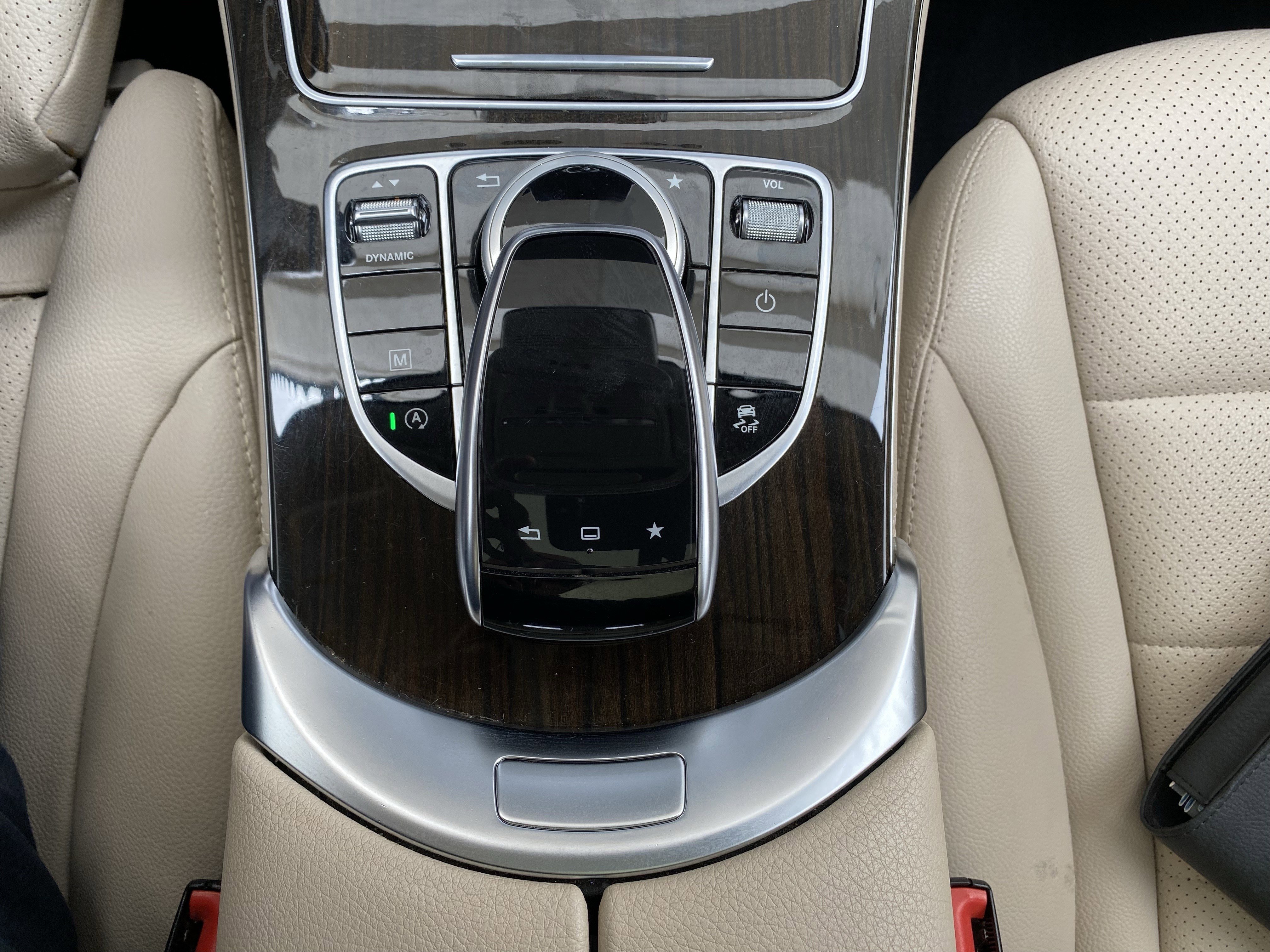 Used 2016 Mercedes-Benz GLC 300 image 28