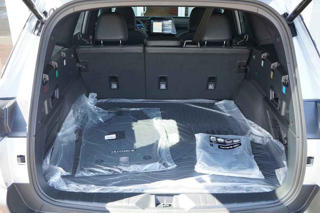New 2026 Subaru Outback Touring XT AWD/4WD image 11