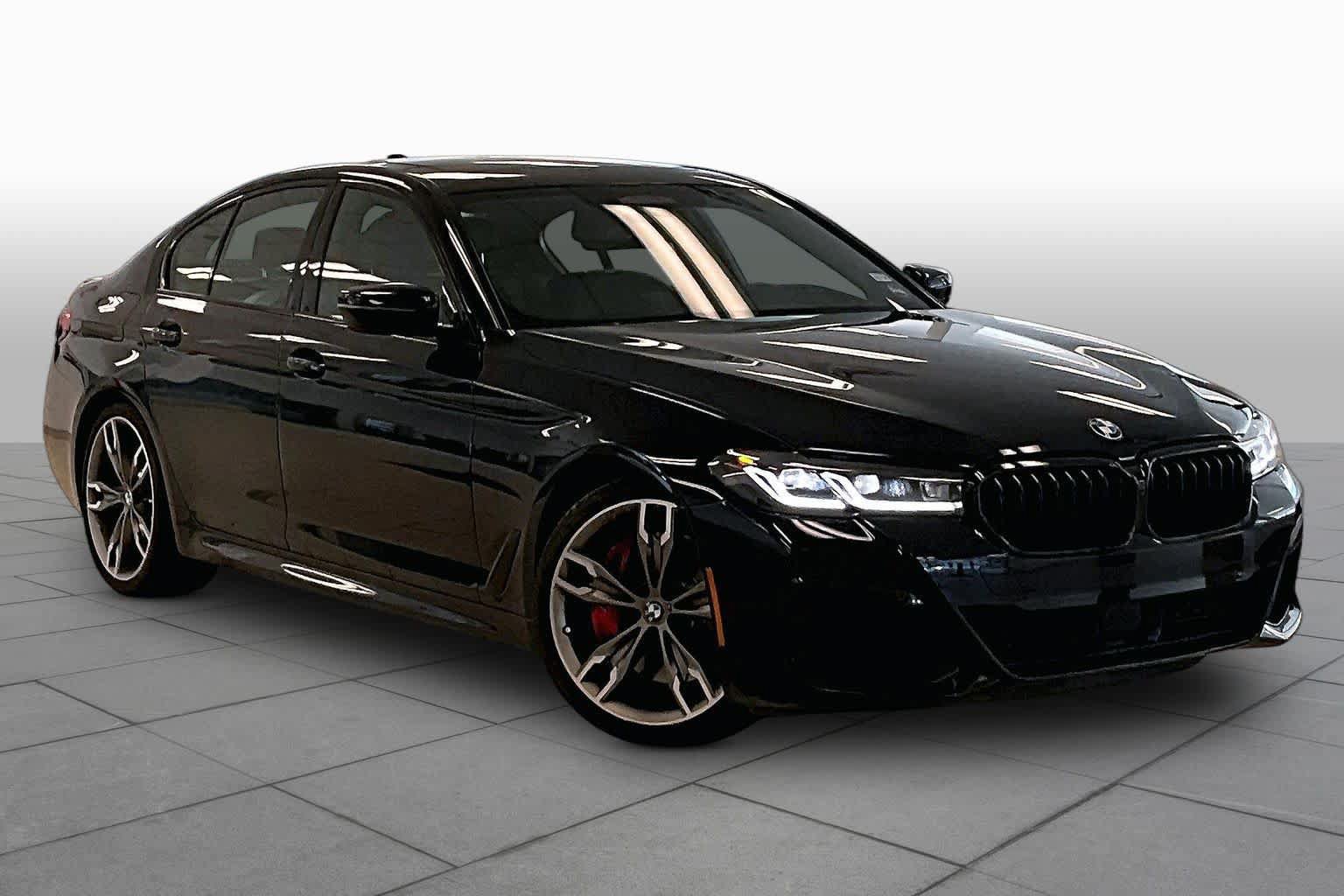 Used 2023 BMW M550i xDrive AWD/4WD image 2