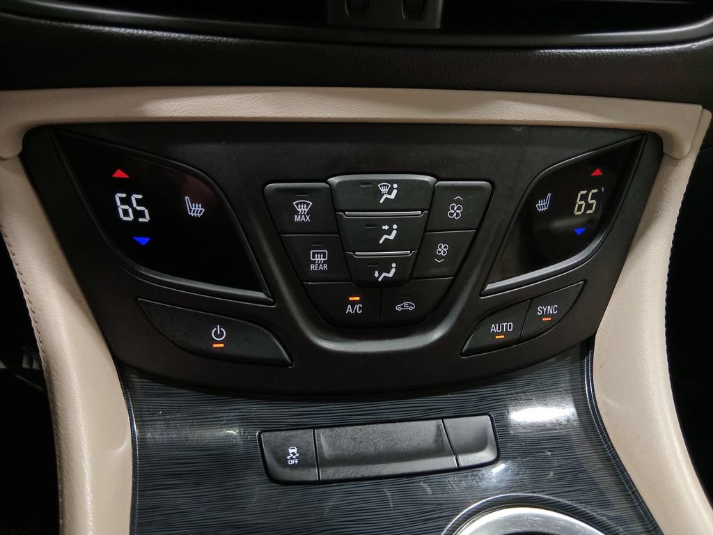 Used 2018 Buick Envision Premium w/ LPO, Hit The Road Package AWD/4WD image 22