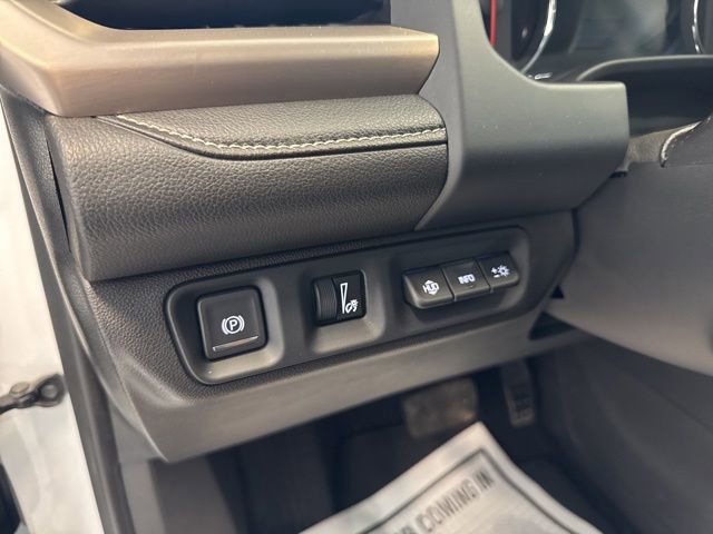 Used 2023 GMC Acadia Denali AWD/4WD image 21