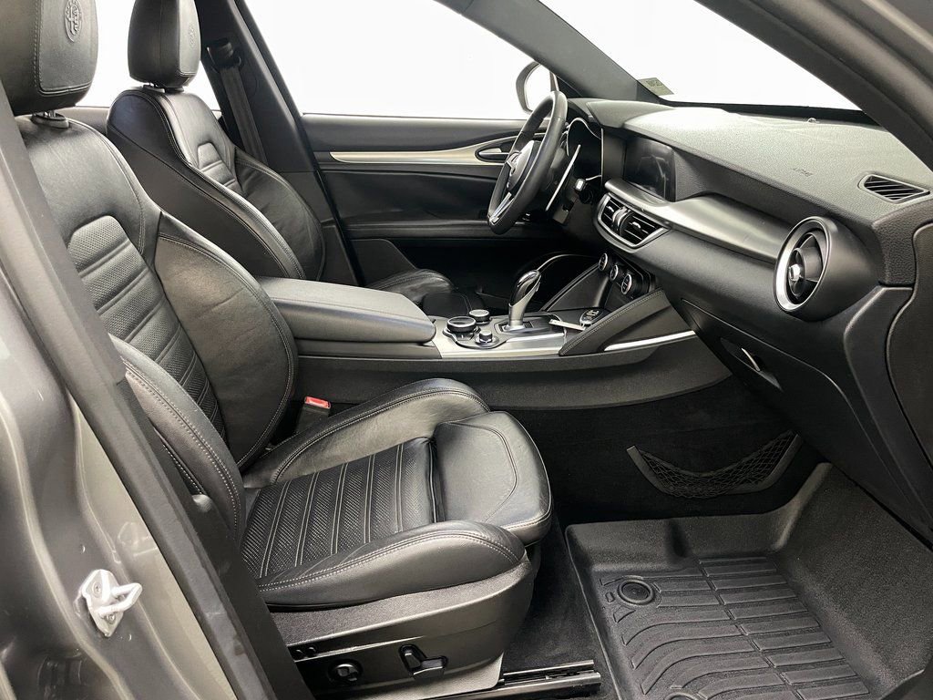 Used 2018 Alfa Romeo Stelvio Ti Sport AWD/4WD image 37