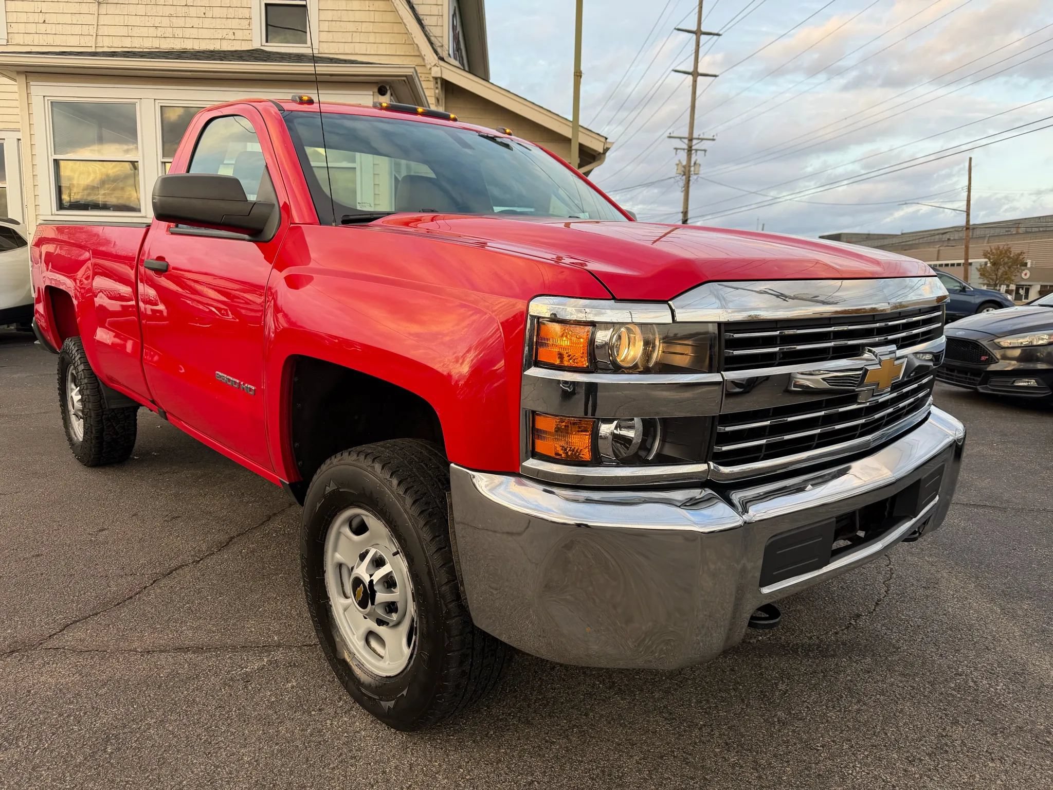 Used 2018 Chevrolet Silverado 2500 W/T w/ Snow Plow Prep Package AWD/4WD image 6