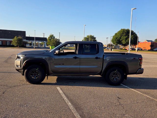 New 2027 Nissan Frontier Pro-X w/ Pro Convenience Package RWD image 4