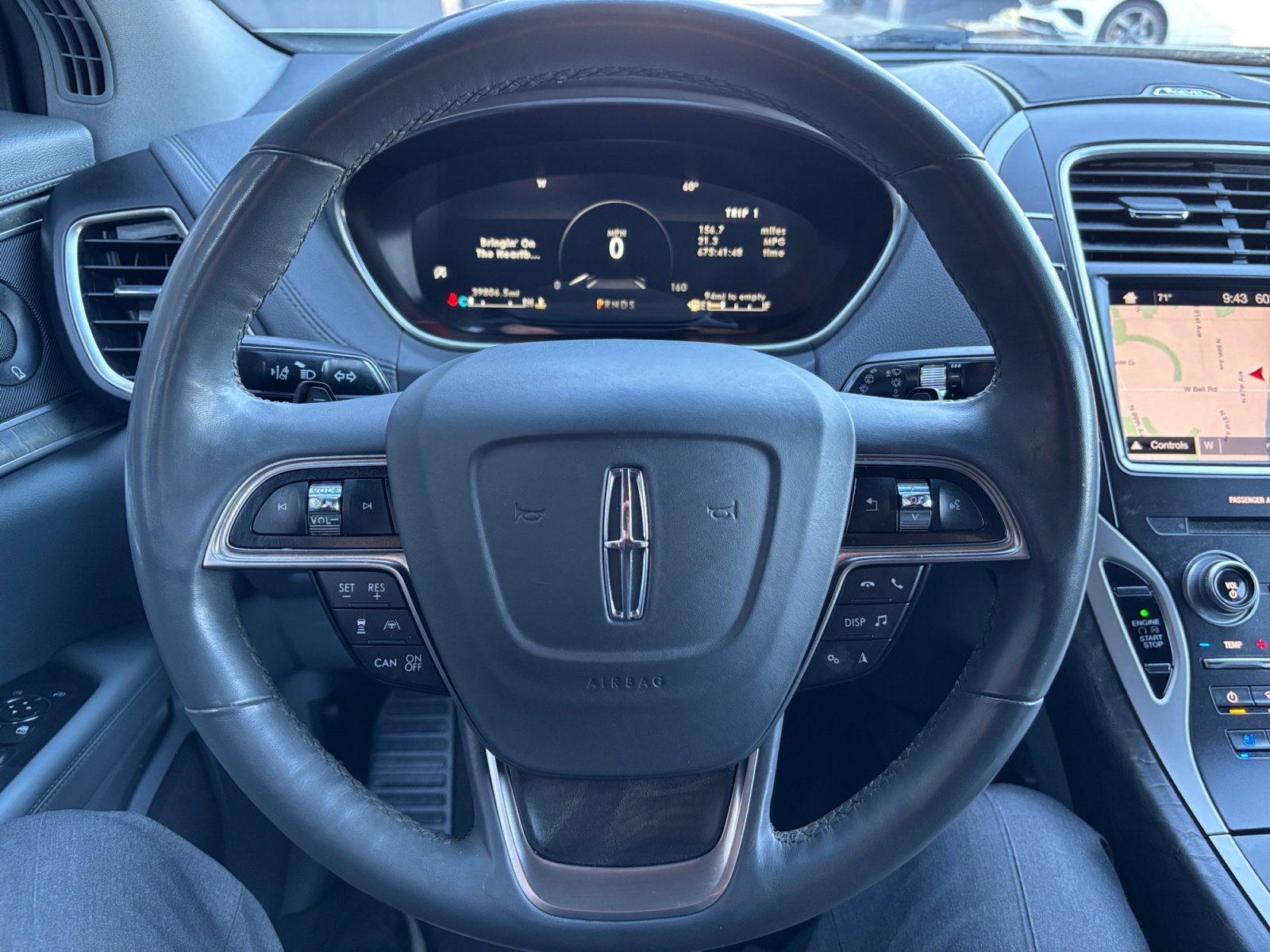 Used 2019 Lincoln Nautilus Reserve image 9