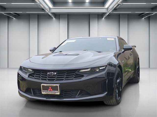 Used 2020 Chevrolet Camaro LT image 3
