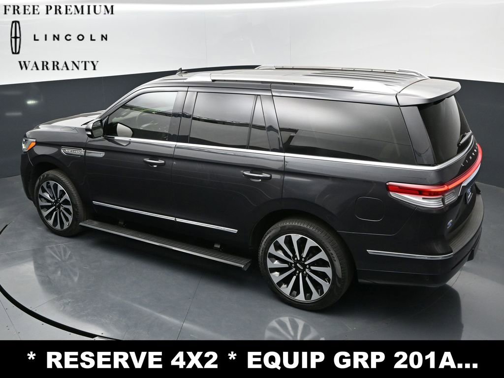 Used 2022 Lincoln Navigator Reserve image 32