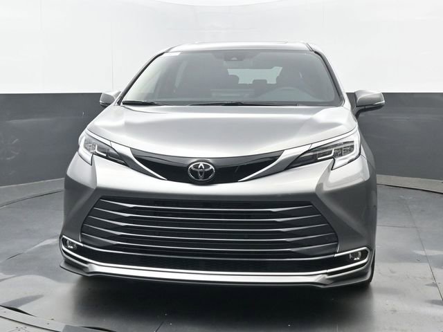 New 2026 Toyota Sienna Limited FWD image 21