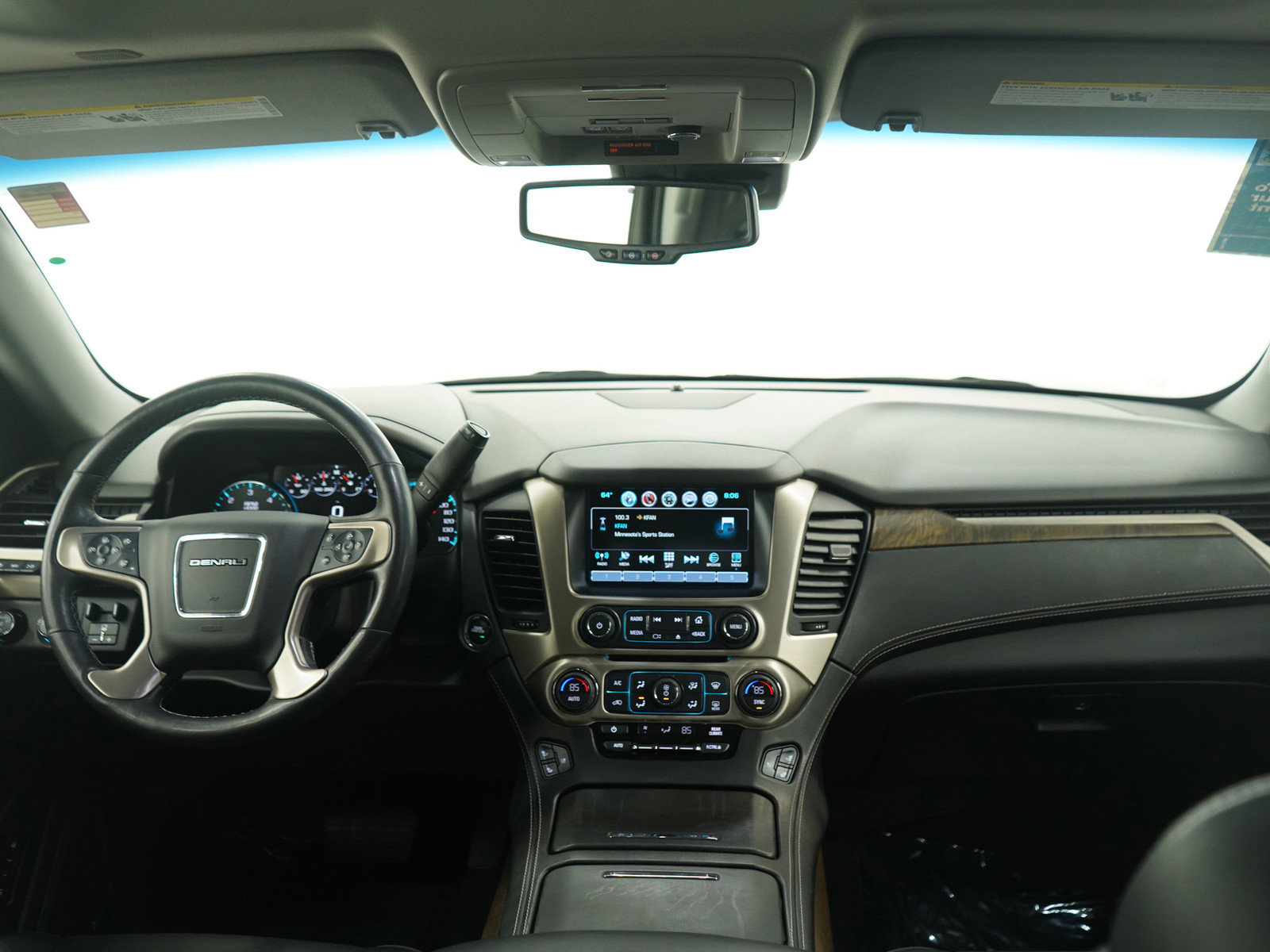 Used 2018 GMC Yukon XL Denali w/ Open Road Package image 14