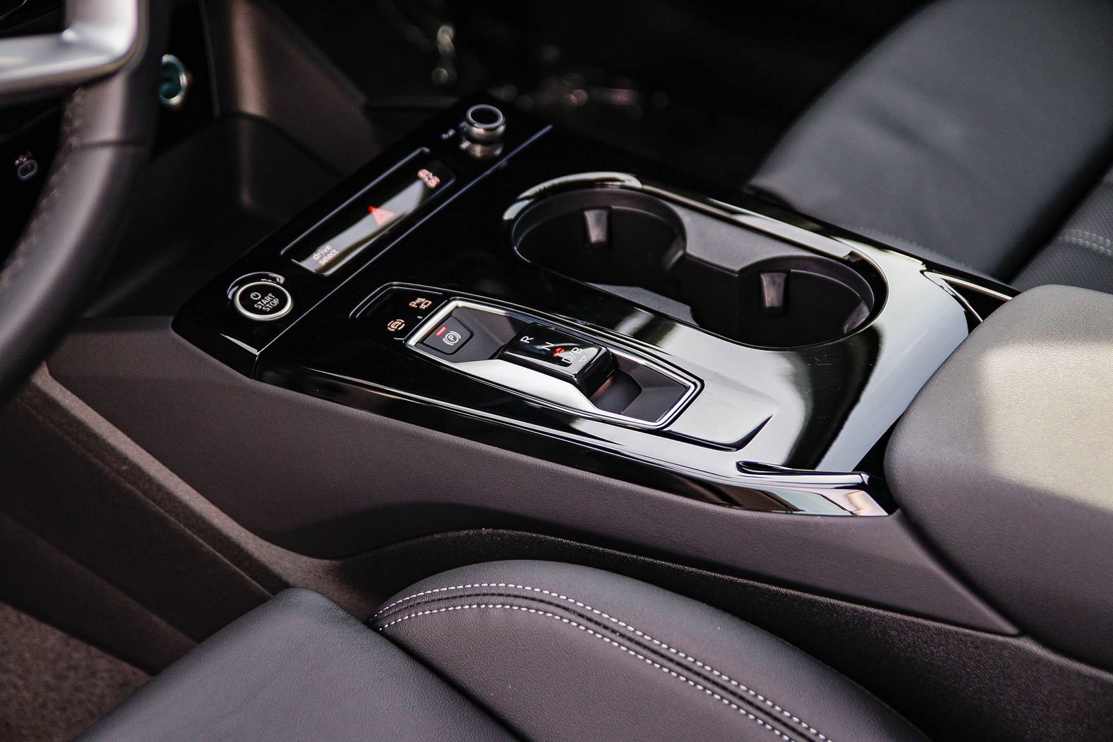 Certified 2025 Audi Q6 e-tron Premium Plus w/ Premium Plus image 22