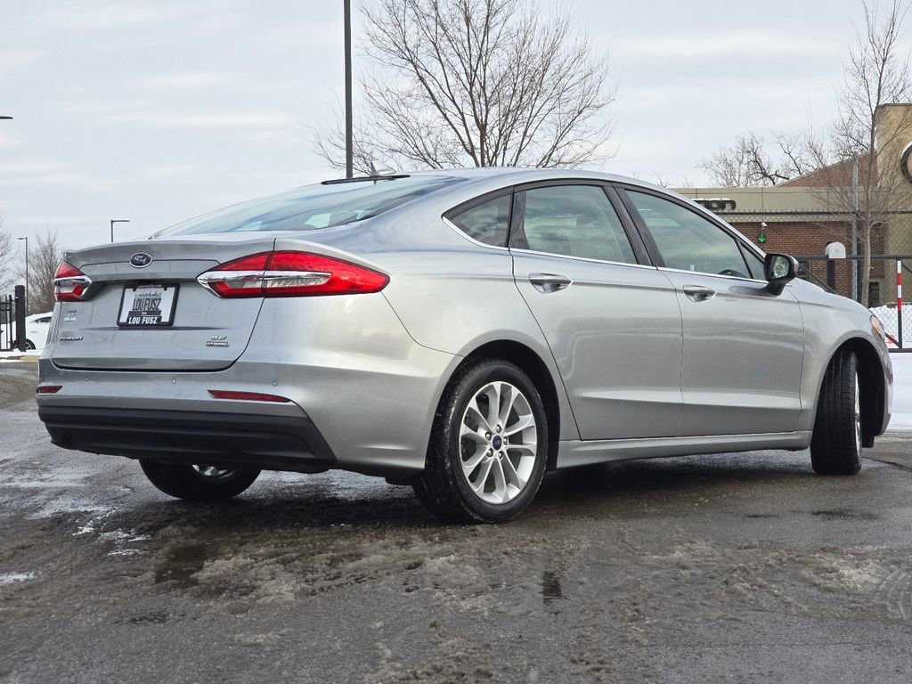 Used 2020 Ford Fusion SE image 14