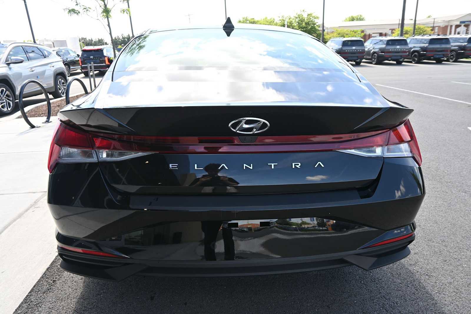 Certified 2023 Hyundai Elantra SEL w/ Convenience Package FWD image 8