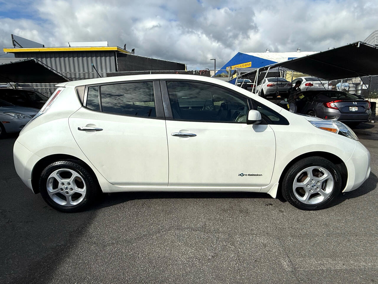 Used 2013 Nissan Leaf SV w/ LED & Quick Charge Pkg image 6