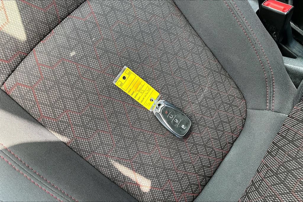Certified 2020 Chevrolet Sonic LT w/ Convenience Package FWD image 10