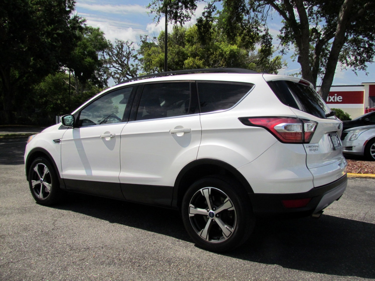 Used 2018 Ford Escape SEL w/ Ford Safe & Smart Package image 7