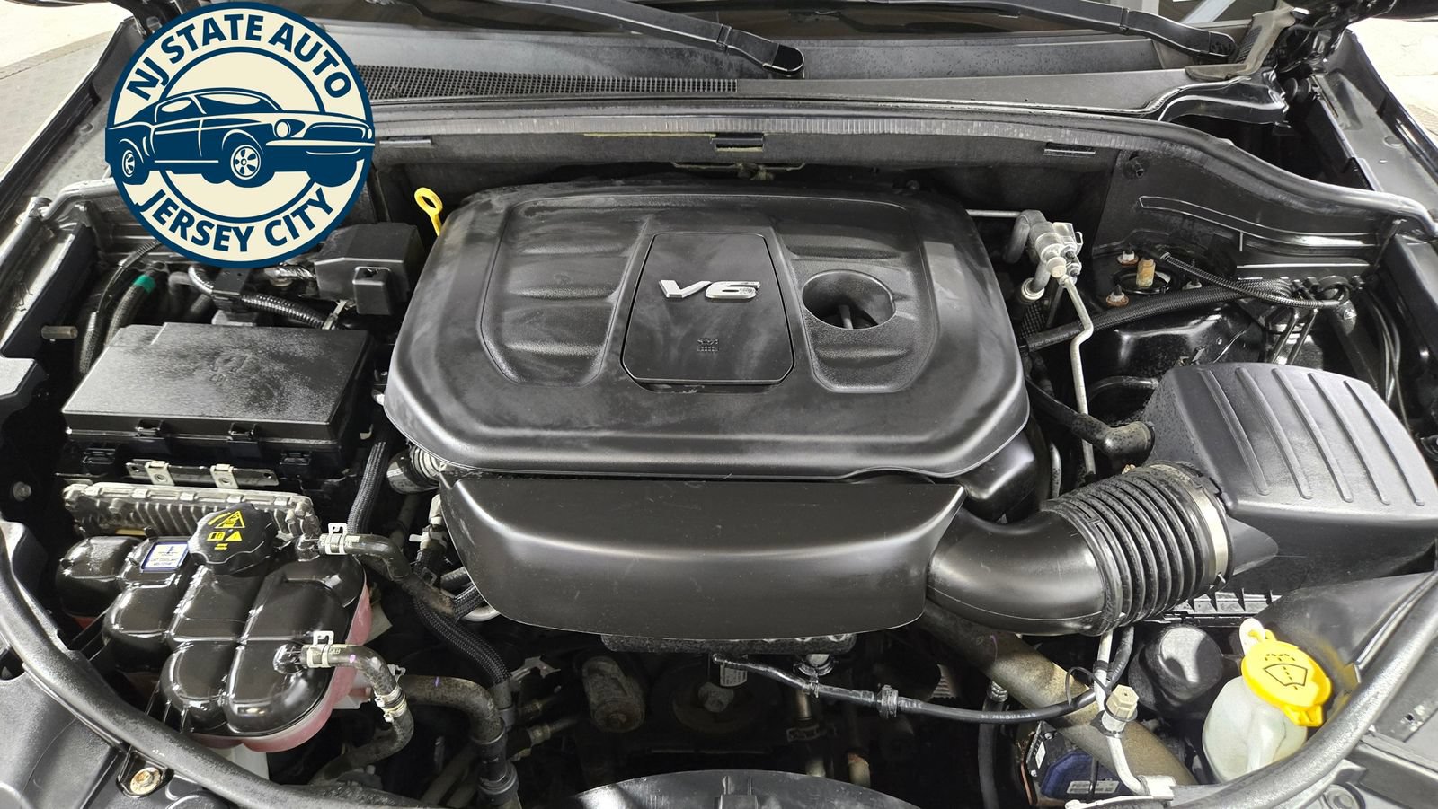 Used 2017 Jeep Grand Cherokee Overland AWD/4WD image 44