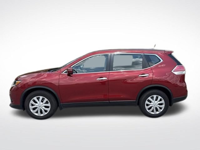 Used 2015 Nissan Rogue S FWD image 2