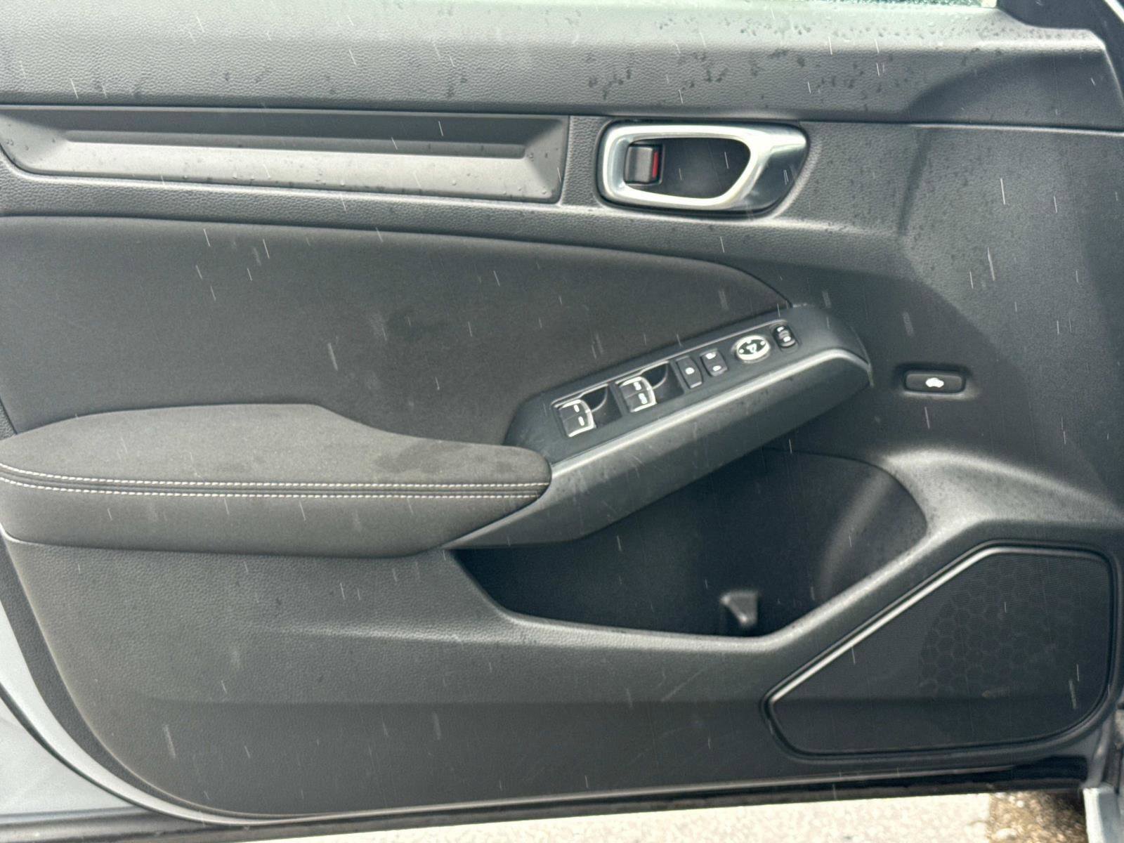 Used 2025 Honda Civic Sport image 15