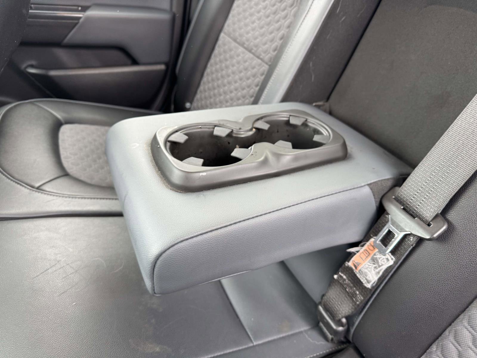 Used 2018 Chevrolet Colorado Z71 AWD/4WD image 11