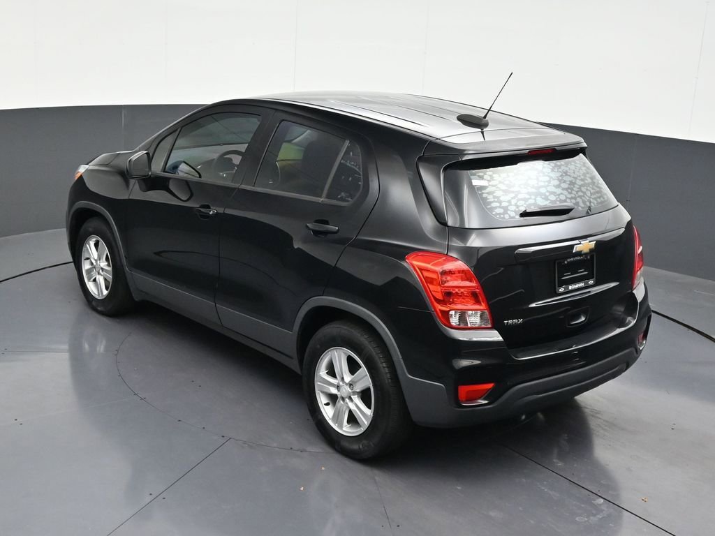 Used 2020 Chevrolet Trax LS FWD image 17