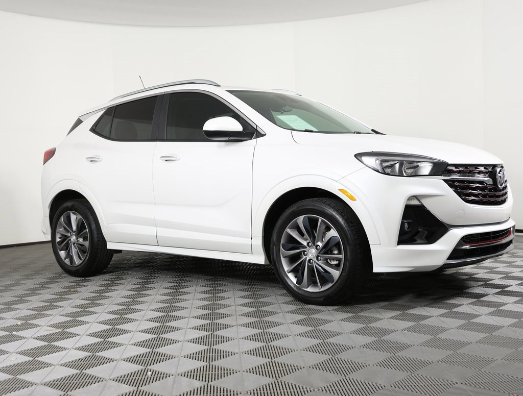 Used 2022 Buick Encore GX Select w/ Sport Touring Package image 3