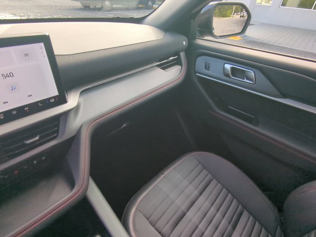 New 2027 Ford Explorer ST-Line w/ Premium Package RWD image 18