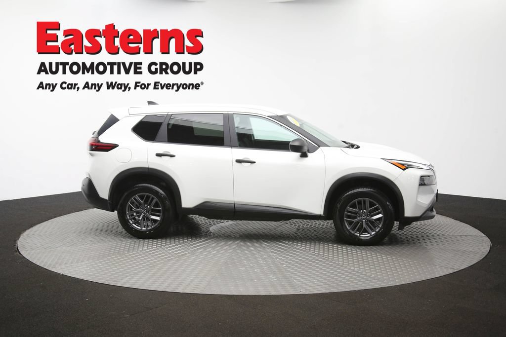 Used 2023 Nissan Rogue S AWD/4WD image 47