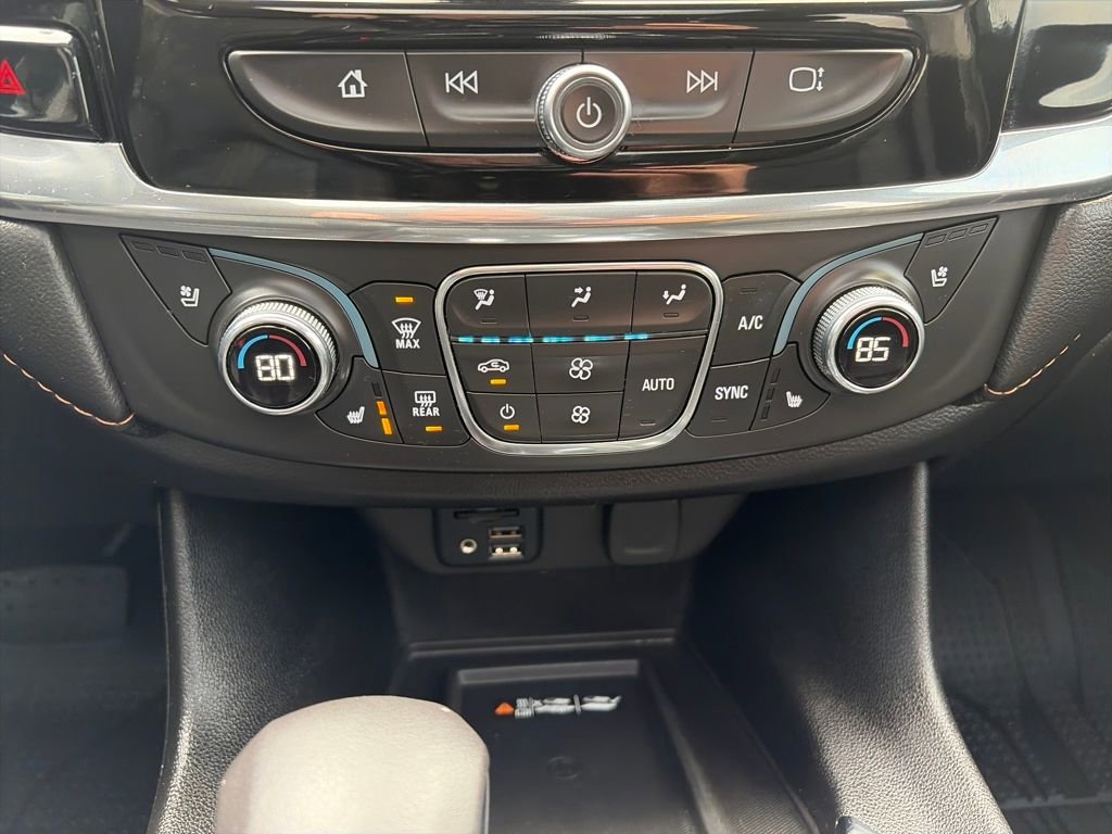 Certified 2021 Chevrolet Traverse Premier w/ Redline Edition image 18