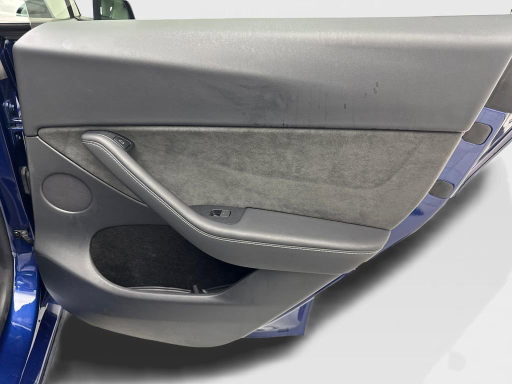 Used 2024 Tesla Model Y Long Range image 42