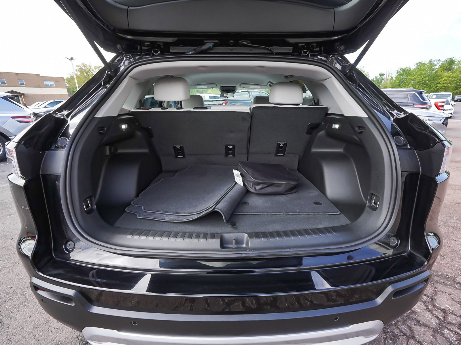 Used 2025 Honda Prologue EX image 46