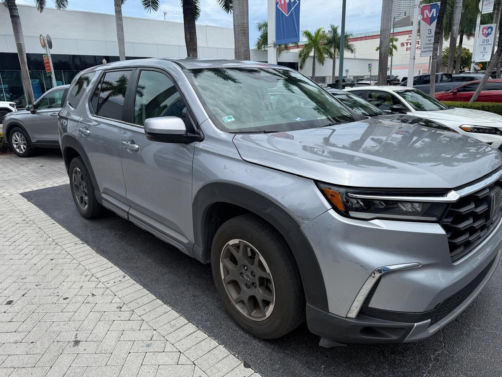 Used 2023 Honda Pilot EX-L video 3