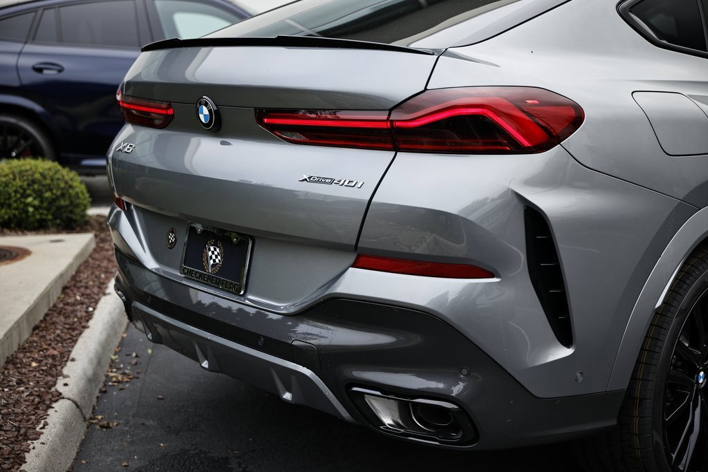 New 2026 BMW X6 xDrive40i w/ Premium Package image 9