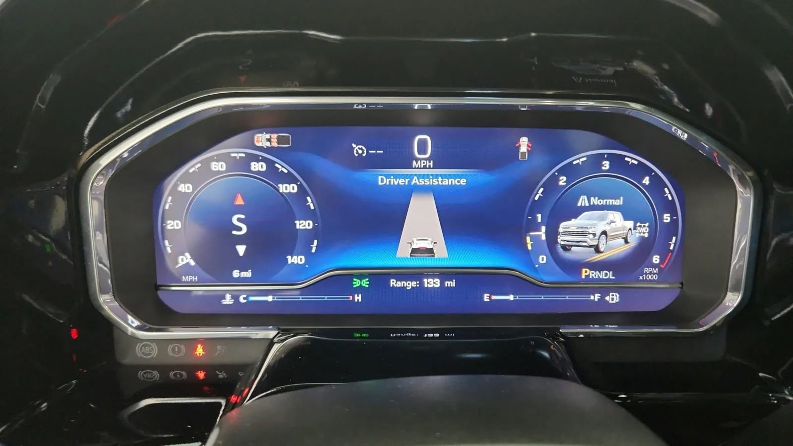 Used 2025 Chevrolet Silverado 1500 LT image 42