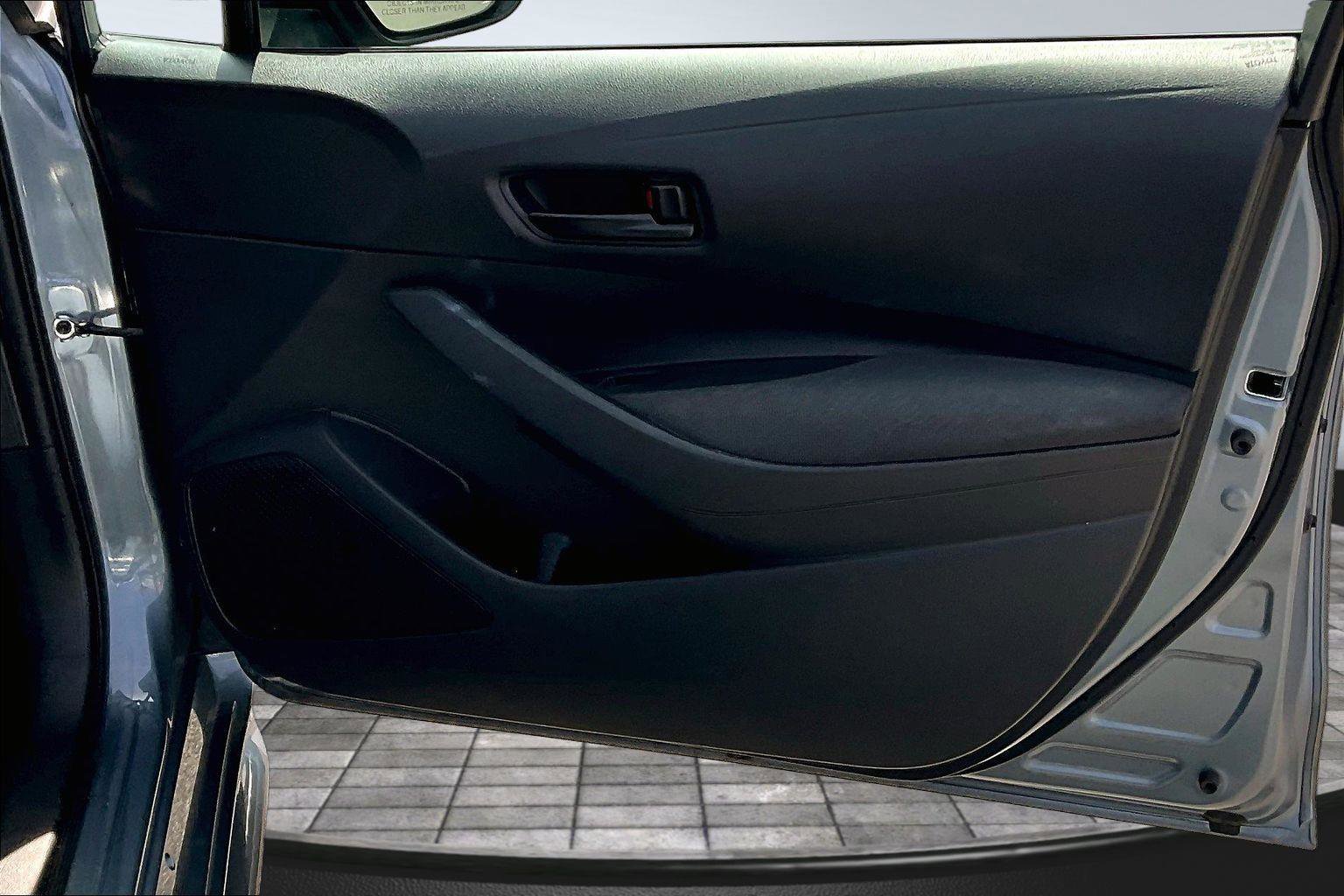 Used 2023 Toyota Corolla LE image 24