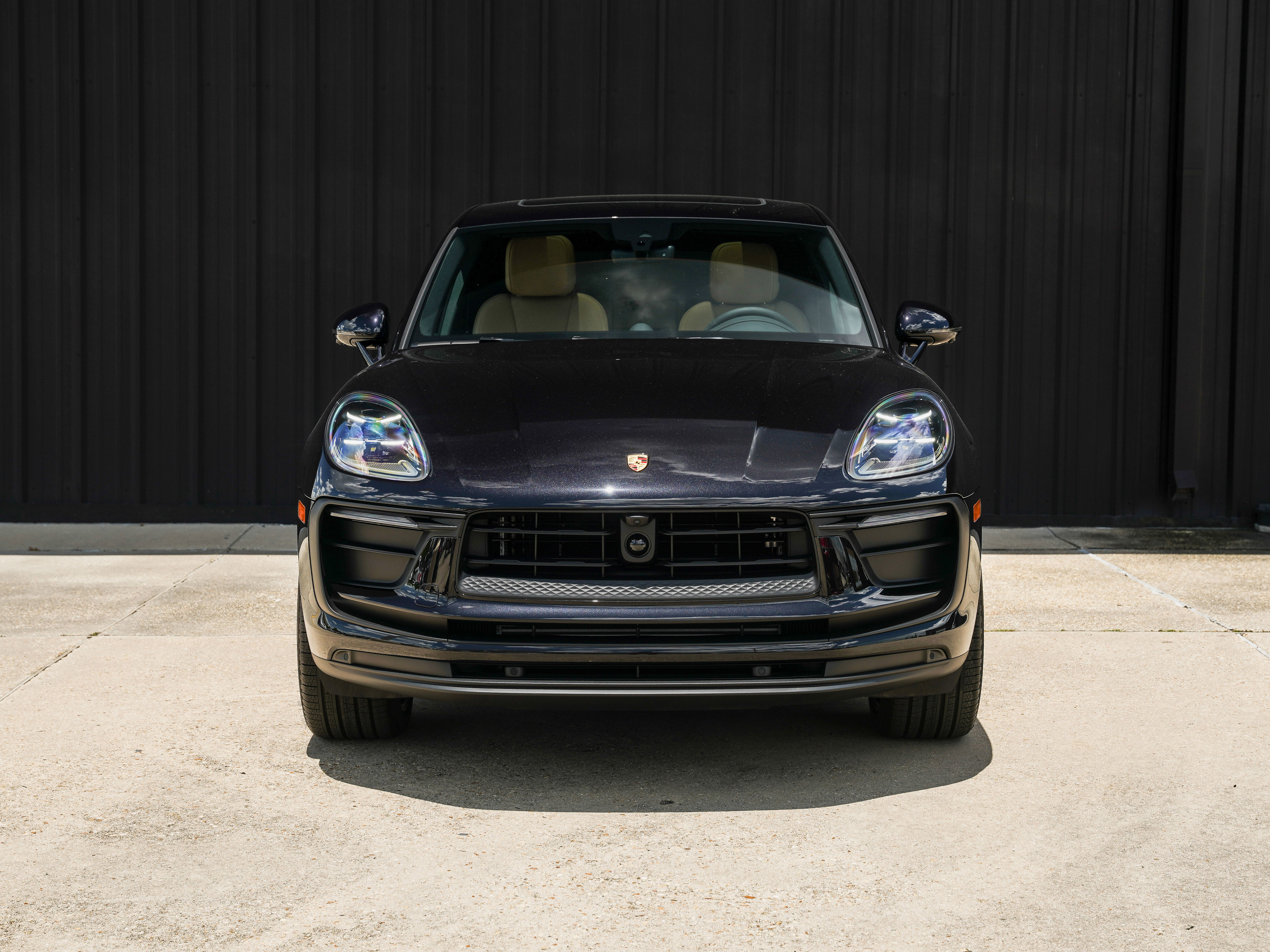 New 2025 Porsche Macan image 6