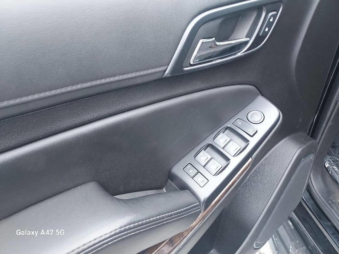 Used 2020 Chevrolet Tahoe 4WD image 12