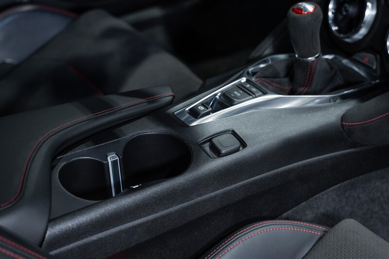 Used 2018 Chevrolet Camaro ZL1 RWD image 55