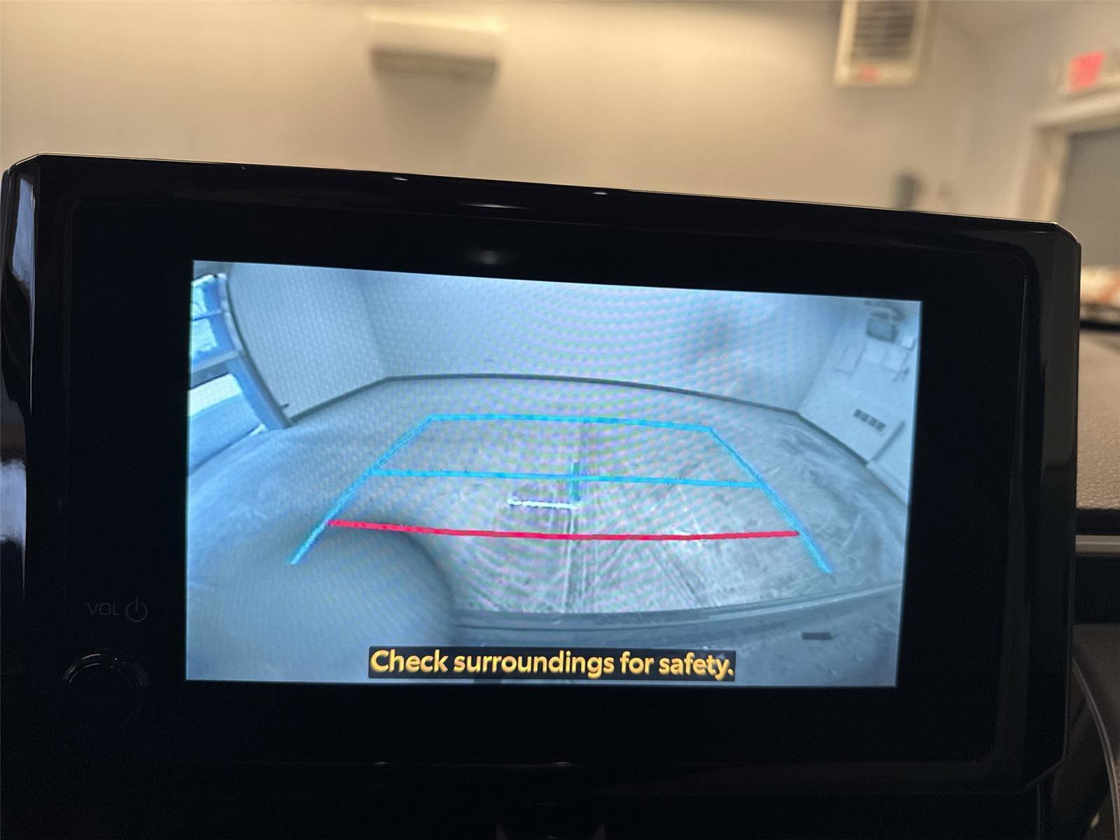 Used 2023 Toyota Corolla Cross L image 22