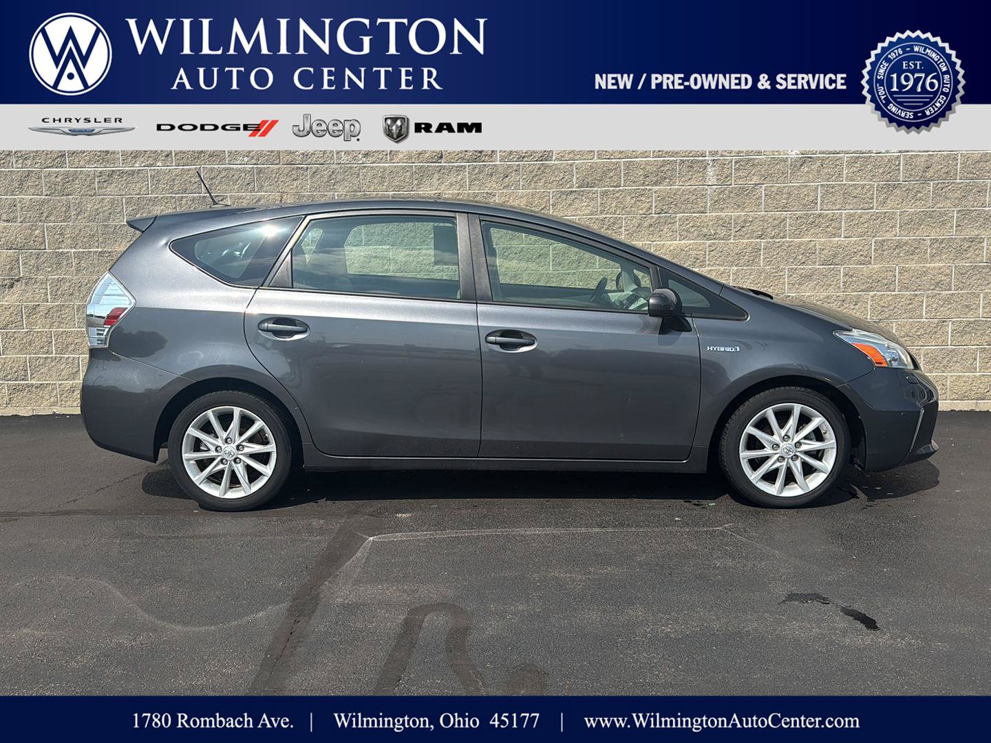 Used 2014 Toyota Prius V Five FWD image 1