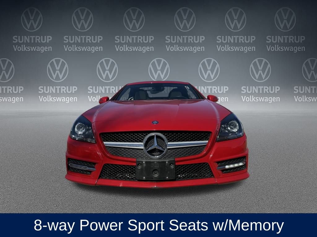 Used 2016 Mercedes-Benz SLK 300 image 10