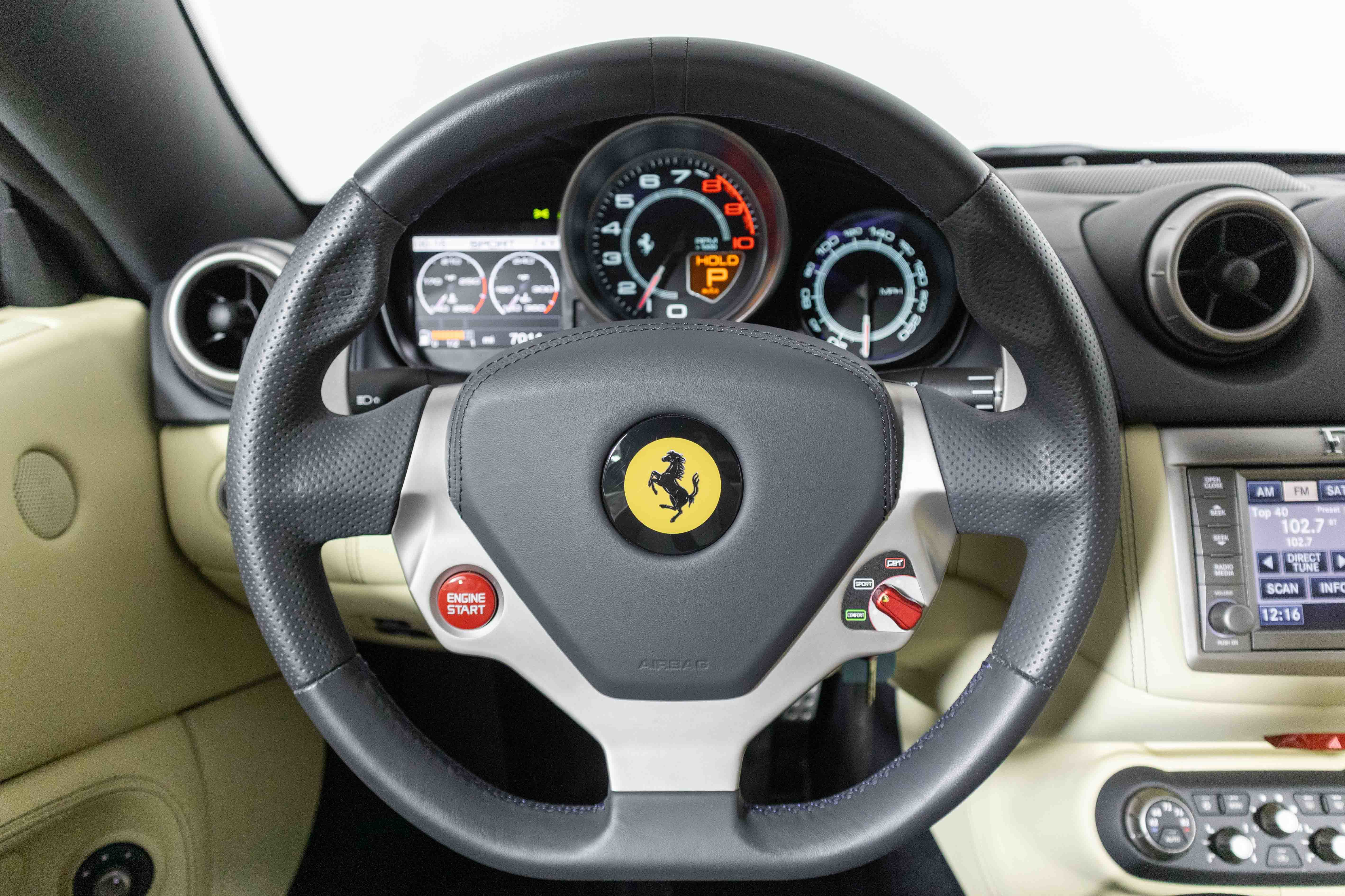 Used 2010 Ferrari California image 26