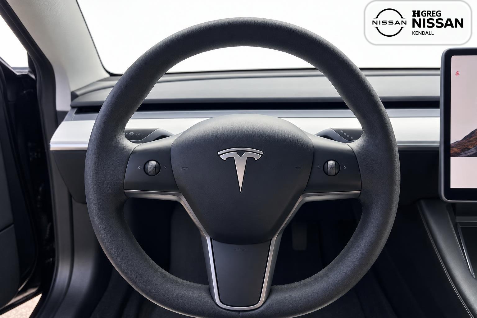 Used 2023 Tesla Model 3 Standard Range RWD image 9