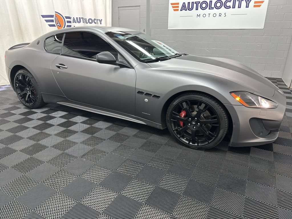 Used 2015 Maserati GranTurismo Sport RWD image 2