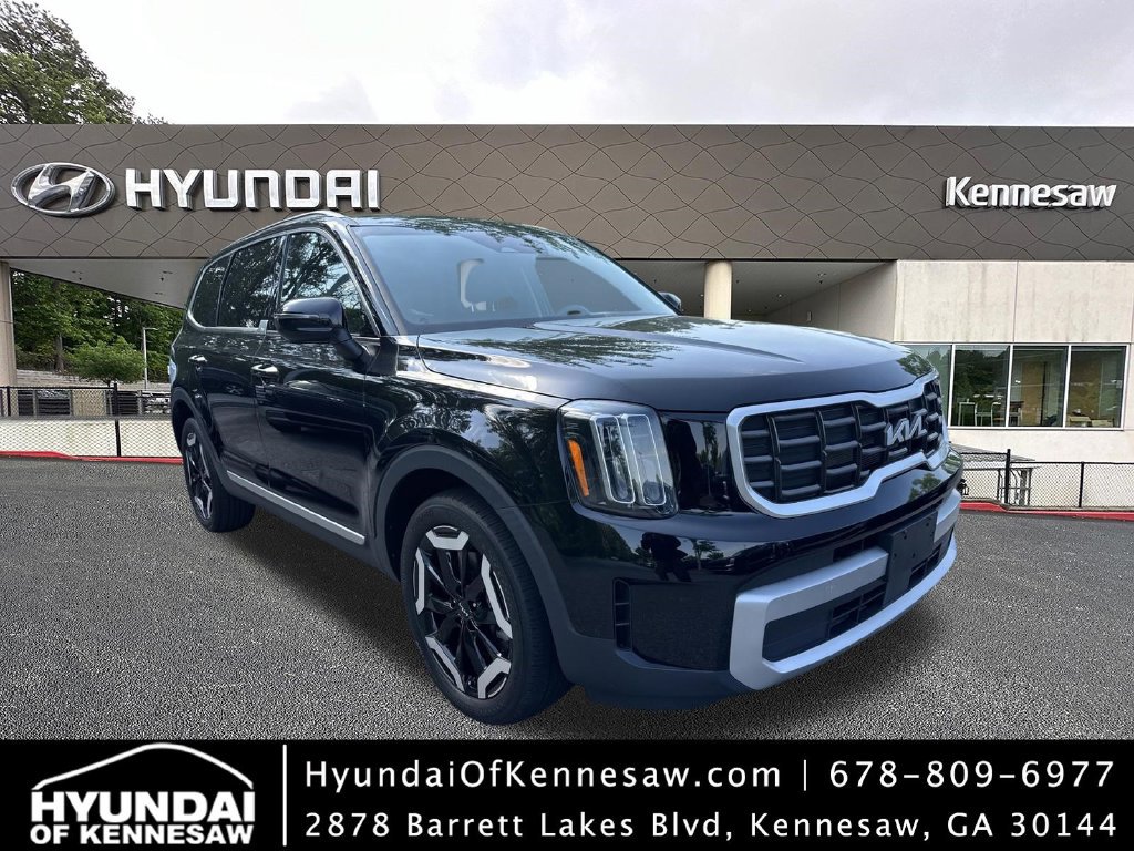 Used 2023 Kia Telluride S w/ S Sunroof Package