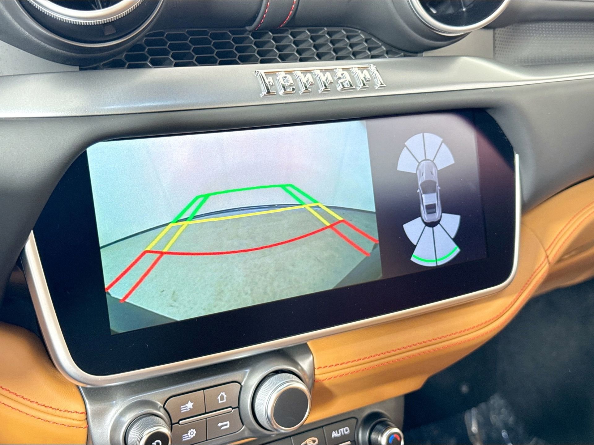 Certified 2022 Ferrari Portofino M image 14