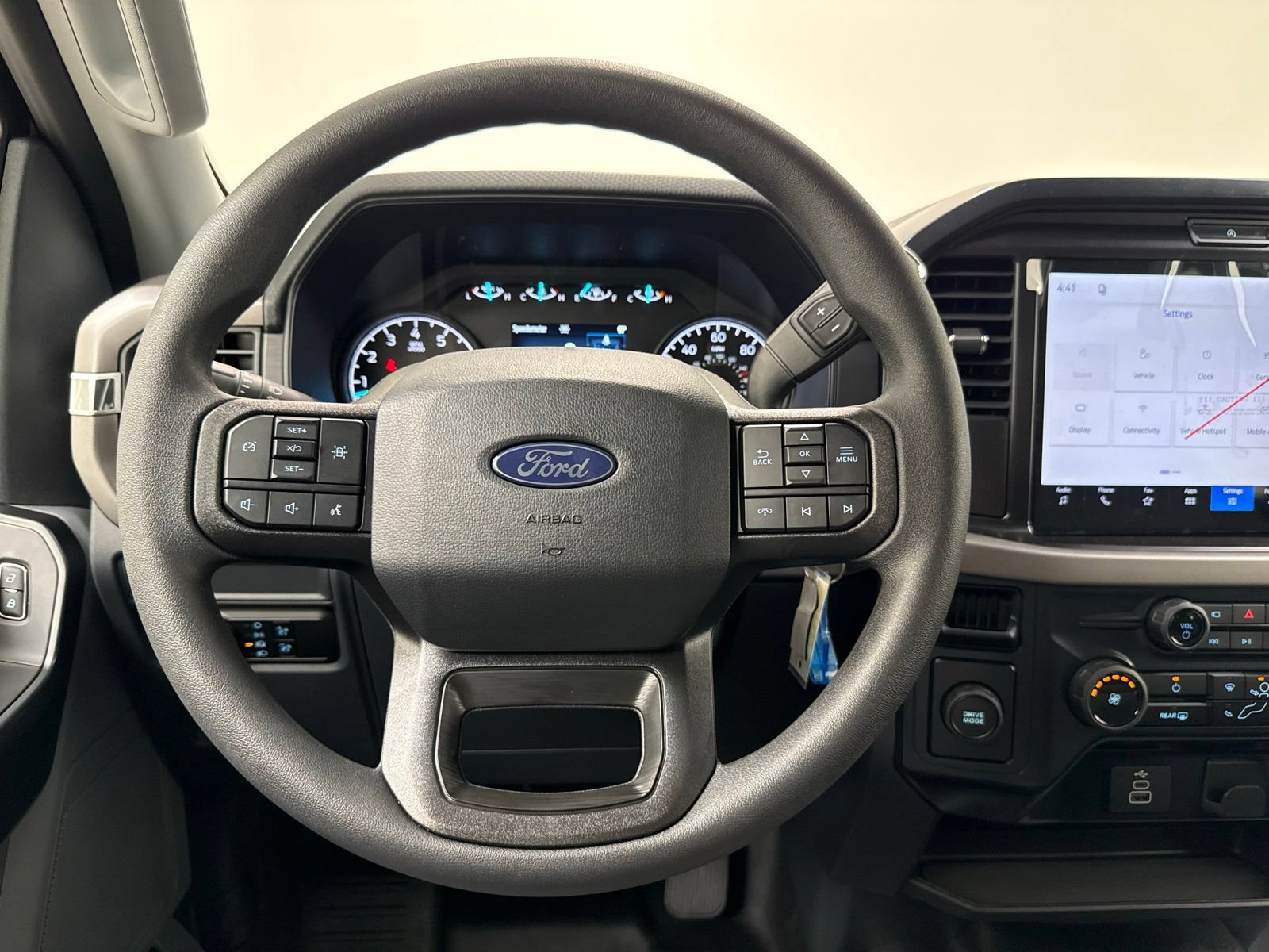 New 2026 Ford F150 XL w/ Equipment Group 103A High RWD image 19