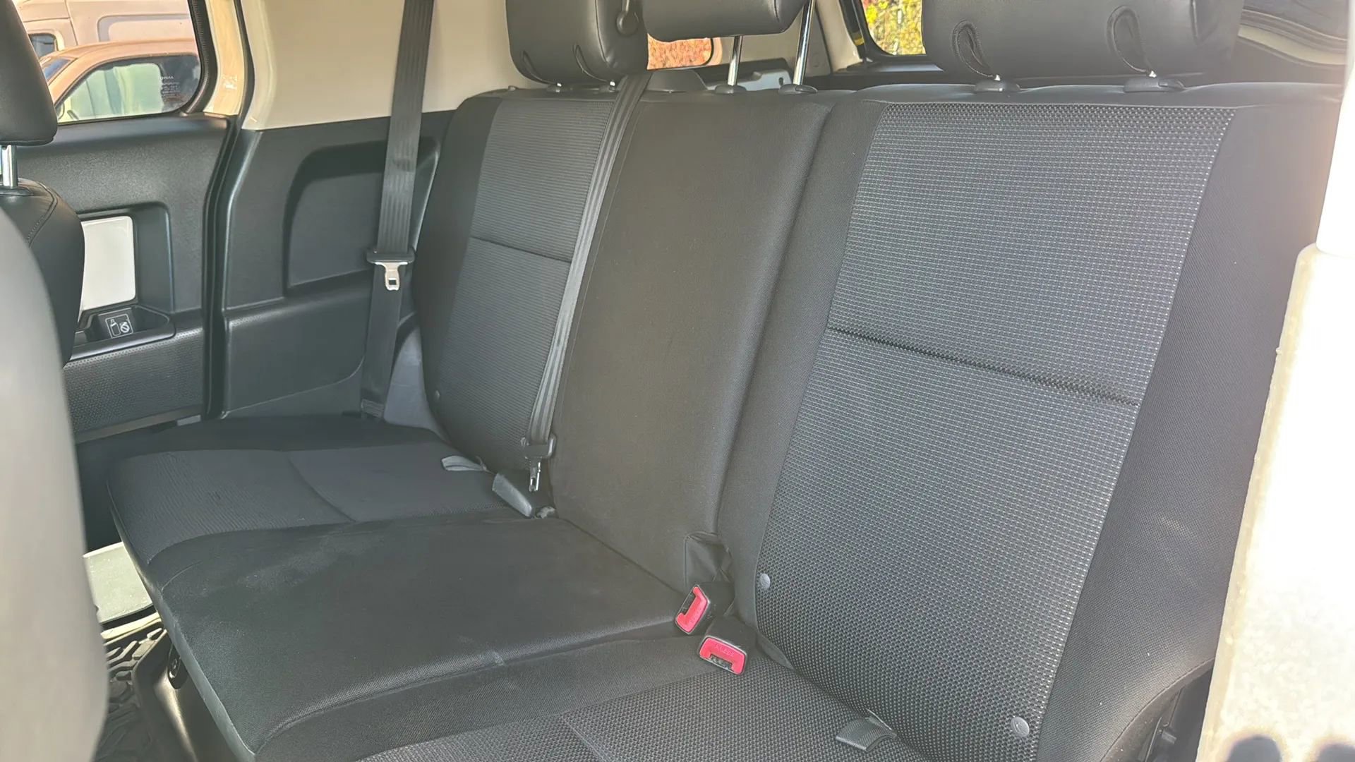 Used 2013 Toyota FJ Cruiser 4WD image 8