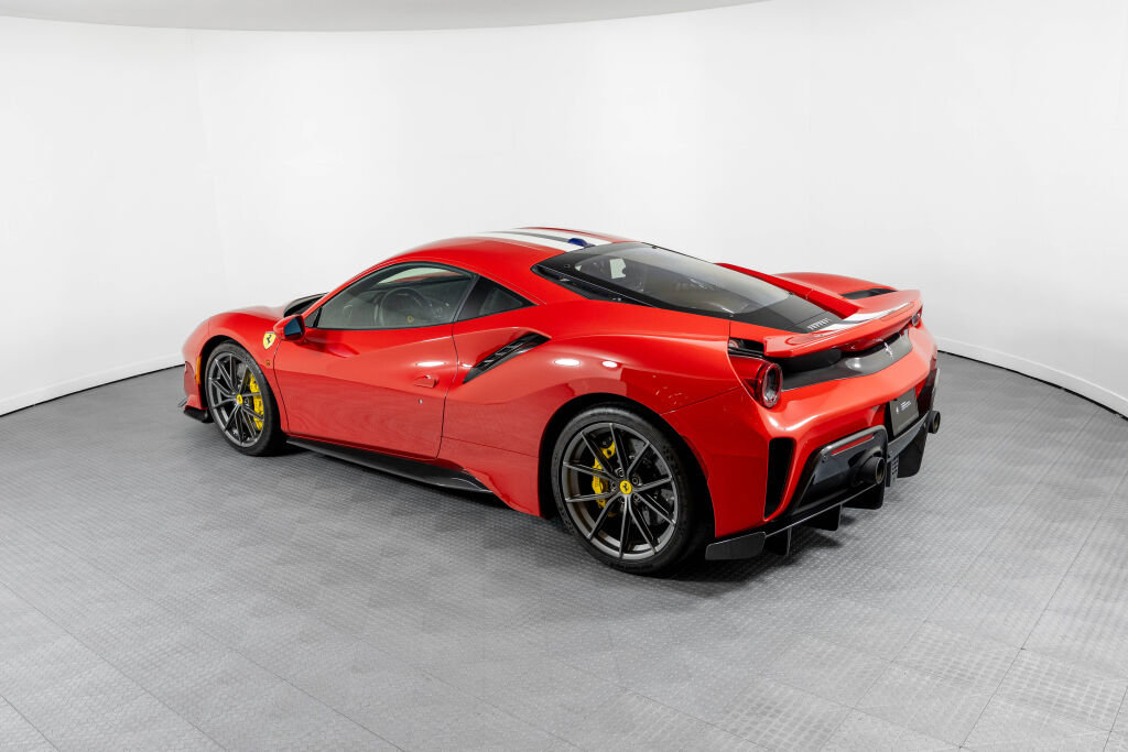 Certified 2020 Ferrari 488 Pista image 8