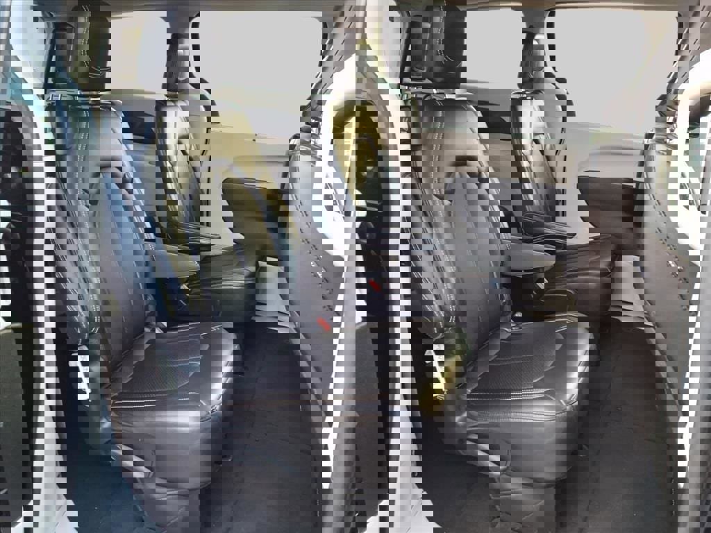 Used 2024 Chrysler Pacifica Touring-L image 14